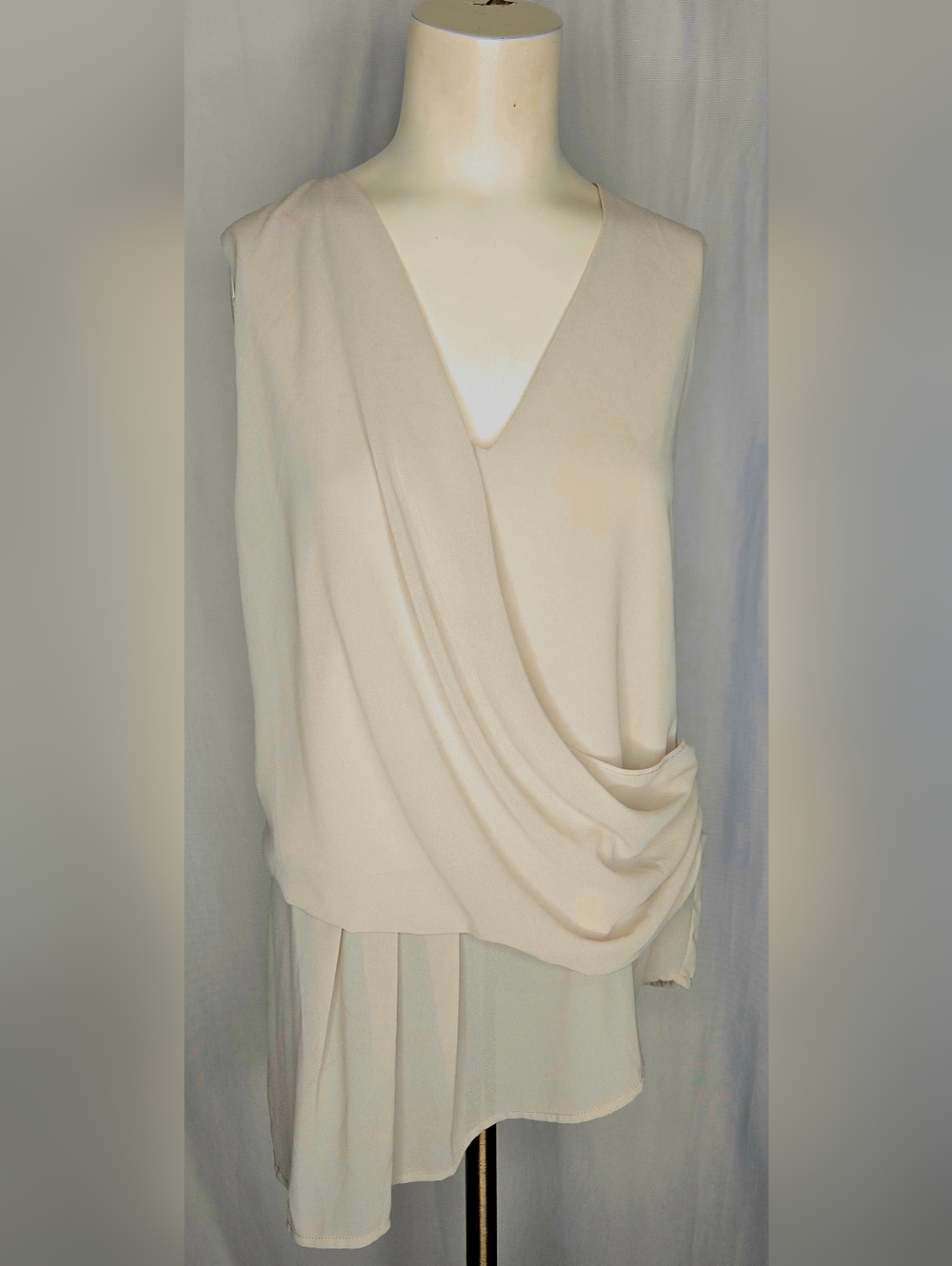 H&M Taupe Grey Asymmetrical Draped Front Sleeveless Blouse Size 8 NWOT
